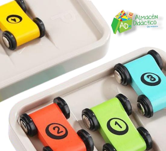 PISTA DE CARROS CON GARAGE 4 RAMPAS