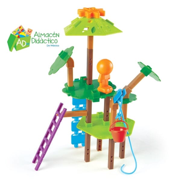 TREE HOUSE / CASA DEL ARBOL